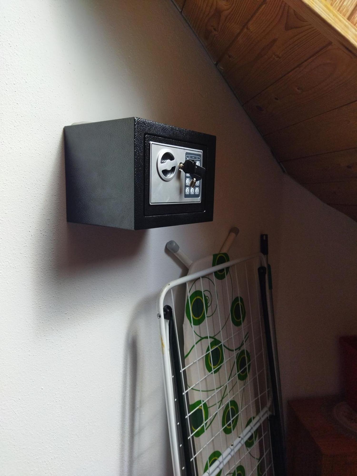 Aussergewoehnliche Atelierferienwohnung Mit Balkon An Der Donau Winzer Exterior foto
